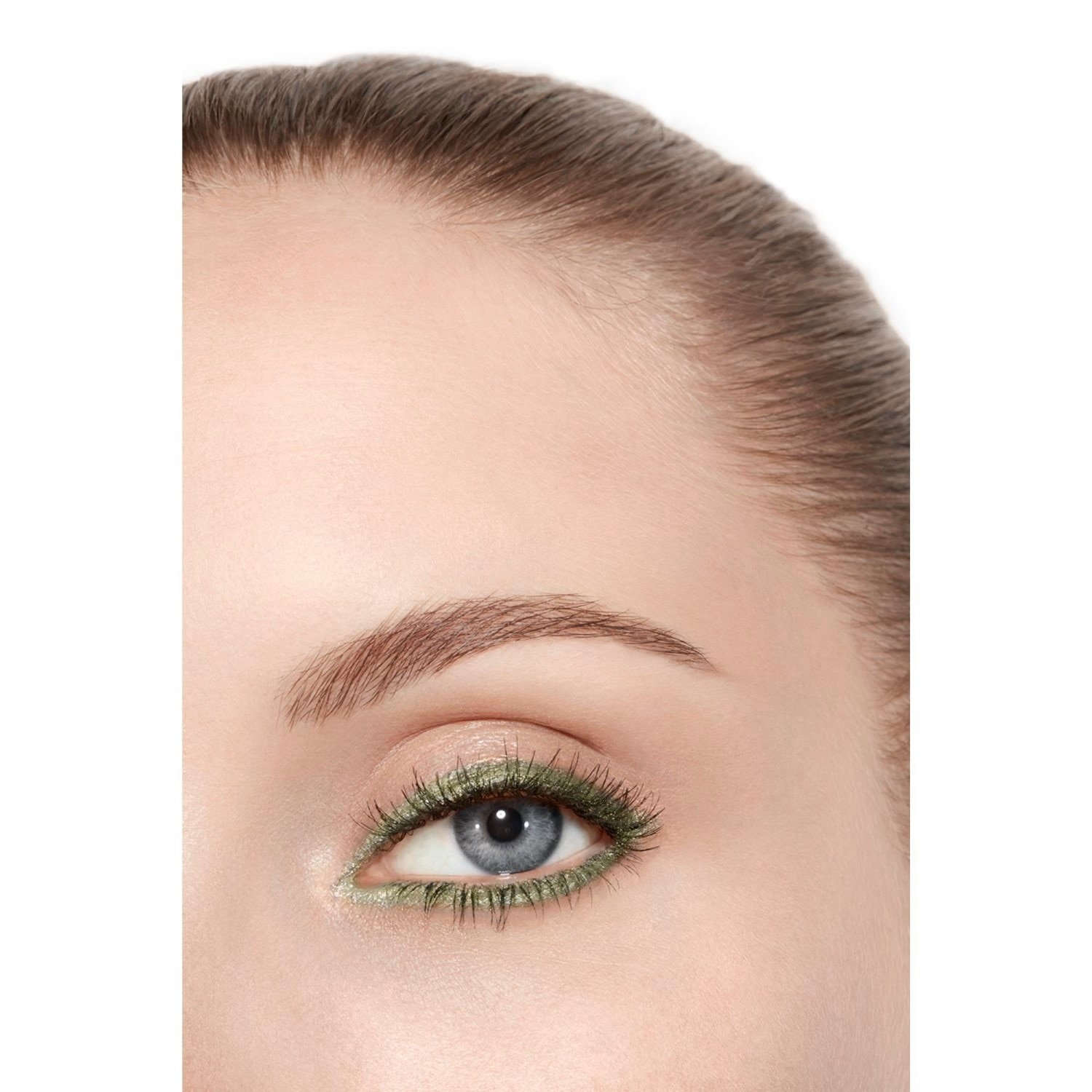 SOMBRA DE OJOS MULTIUSOS DE LARGA DURACIÓN